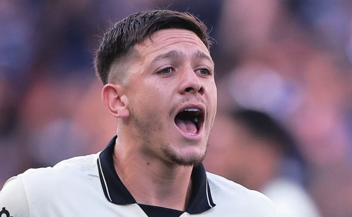 rodrigo garro não está feliz no corinthians e negocia saída do timão