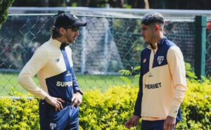 são paulo retoma treinamentos e mira partida contra o flamengo com desfalques