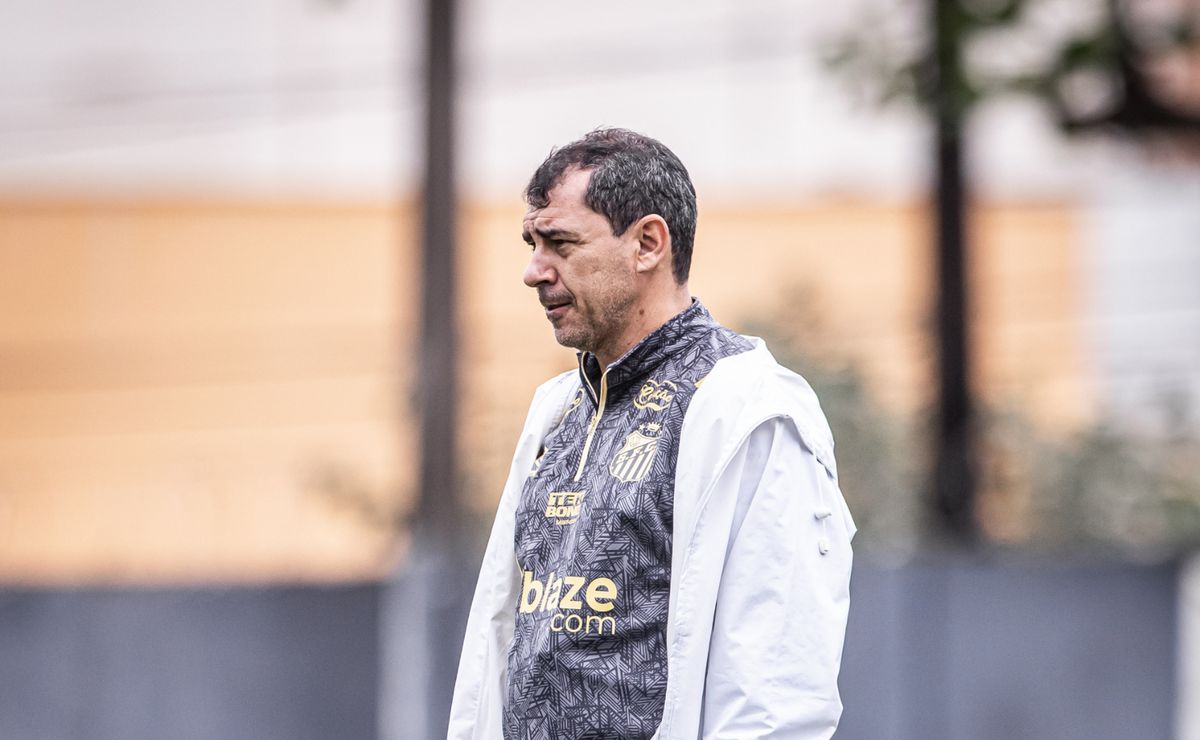 santos vê disputa por vaga na lateral direita após lesão de aderlan