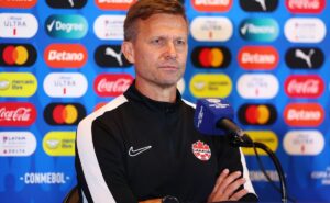 copa américa não foi profissional segundo jesse marsch, técnico do canadá