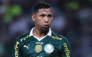 rony, do palmeiras, enaltece rivalidade com flamengo: “por conta de tudo que aconteceu”