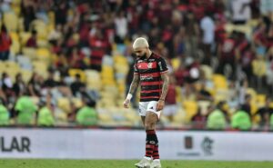fortaleza vence no maracanã, e flamengo deixa a liderança do brasileirão