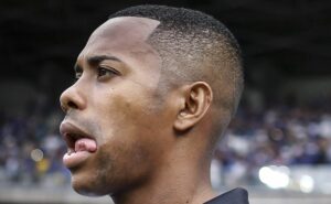 filho de robinho tem situação revelada no santos e se destaca como goleador no sub 17