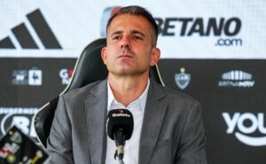 victor bagy expõe problema com desfalques e afirma que atlético mg deve contratar reforço