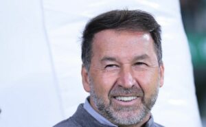 augusto melo planeja chegada de mais 3 reforços no corinthians e 'veta' medalhão