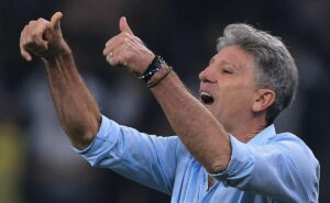 renato rasga elogios à soteldo após vitória do grêmio sobre o vasco: “voltou com tudo”