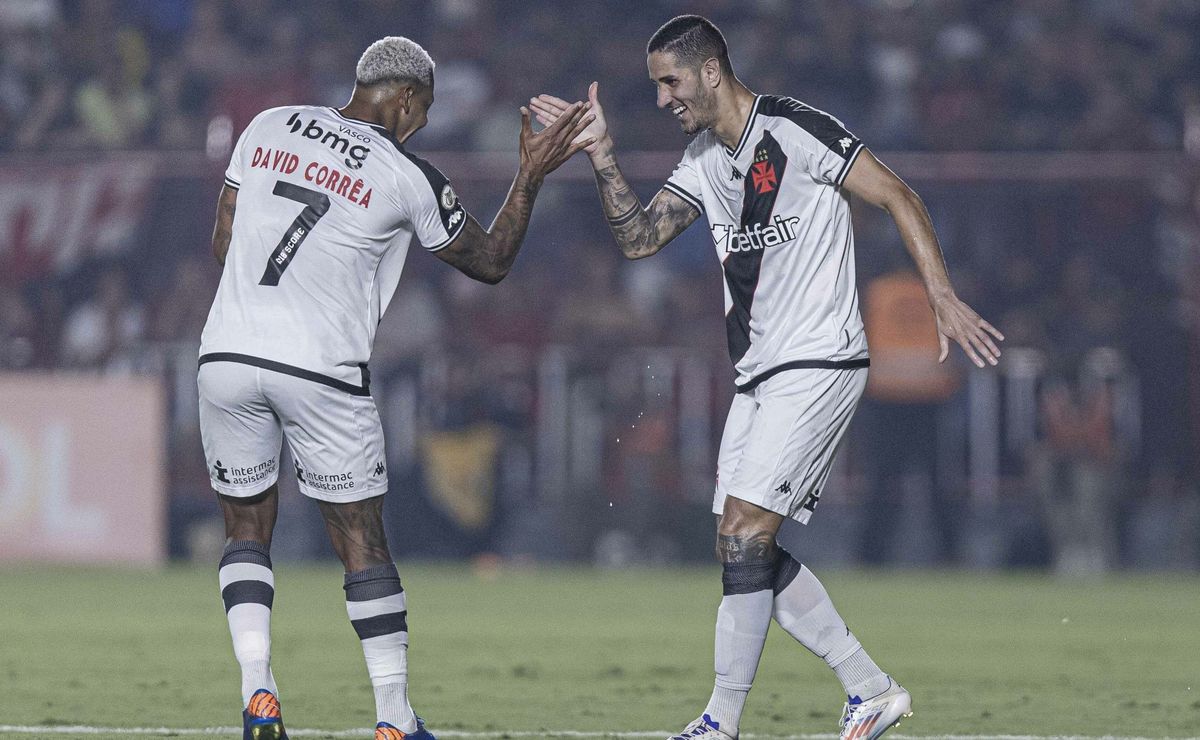 vasco vence atlético go por 1 a 0 fora de casa e embala no brasileirão. veja como foi: