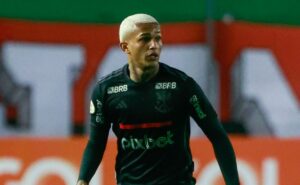 bournemouth ing não desiste de wesley e flamengo define o preço para liberar o lateral