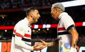 são paulo vê quarteto ideal de ataque ganhar sequência e se aproximar dos 40 gols