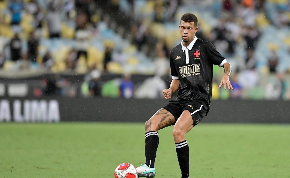 vasco de rafael paiva pode contar com joão victor diante do fluminense