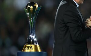 fifa não fecha acordo bilionário com apple e abre licitação por direitos de transmissão mundial de 2025