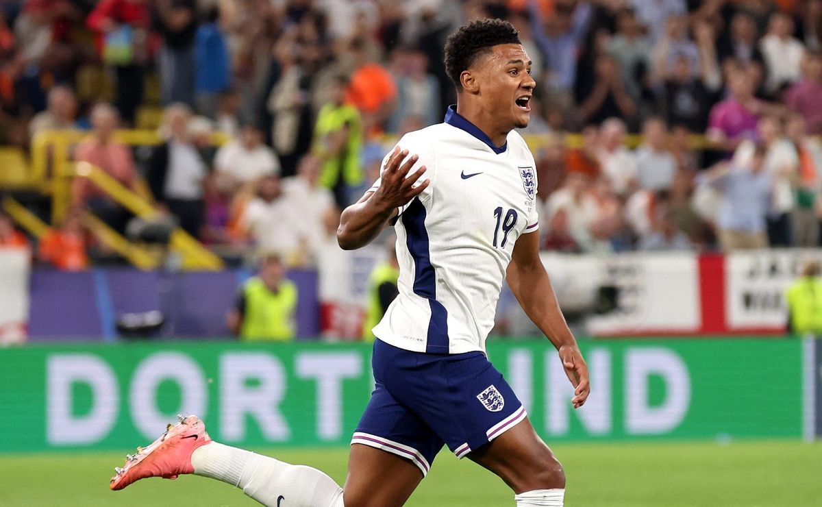 euro 2024: inglaterra vira com golaço de watkins, bate holanda e está na final