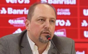 encontro com diniz acontece nas últimas horas e negócio vira realidade; barcellos está esperançoso