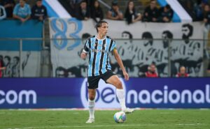 pedro geromel completou 400 jogos pelo grêmio neste domingo contra o juventude