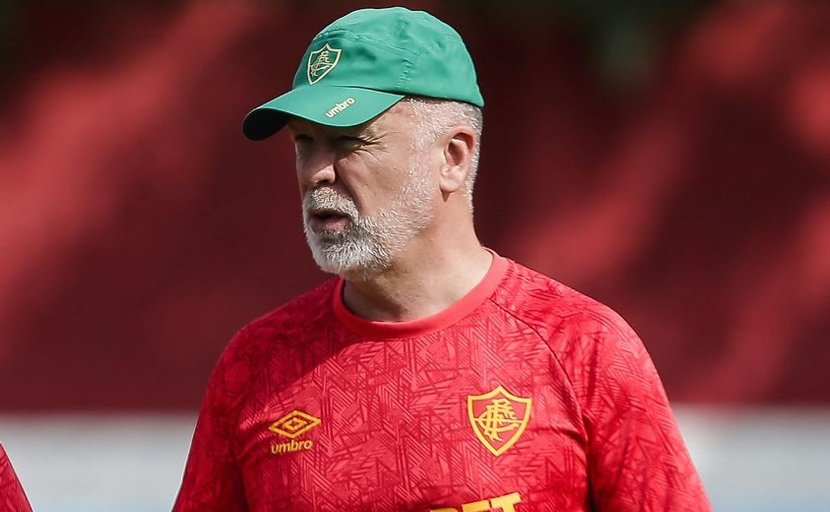 fluminense x palmeiras: desfalque de última hora prejudica mudança na escalação de mano menezes