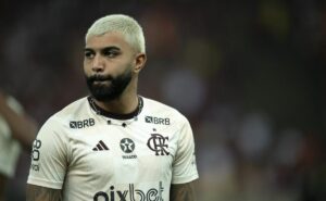 substituto de gabigol: flamengo vai em busca de novo centroavante com saída do camisa 99  