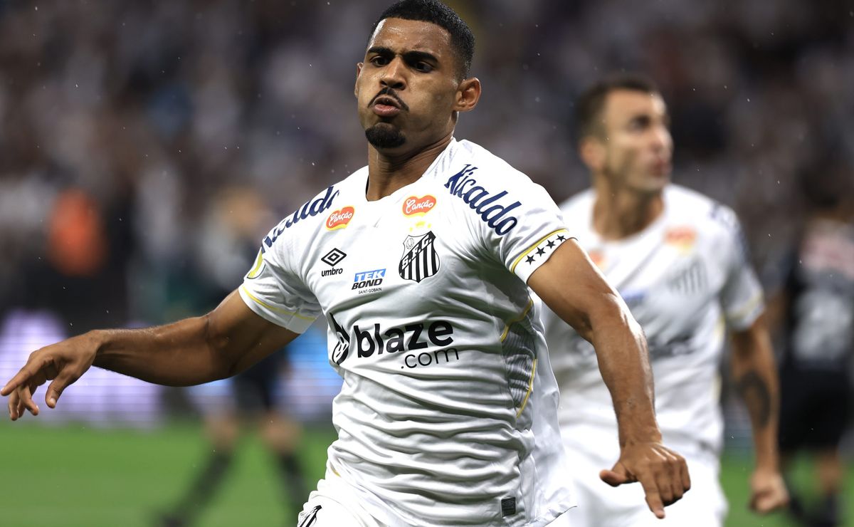 substituto de joaquim: santos está por detalhes de fechar com vargas por r$ 8 milhões