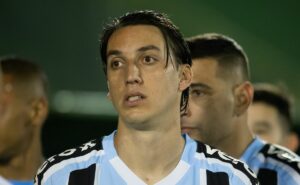 geromel analisa movimentação do grêmio no mercado e aprova chegada de reforços