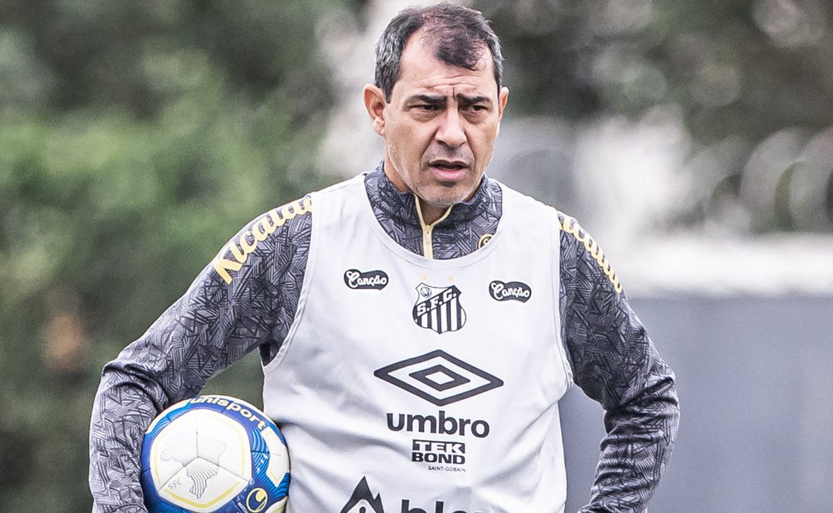 melou: fábio carille cancela saída no santos para rival da série b e aderlan continua até o fim de 2024