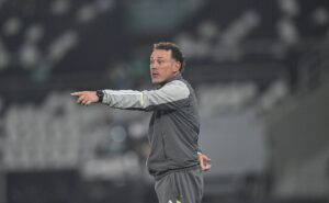 cobranças para gabriel milito no atlético mg ganham força após jogo contra botafogo