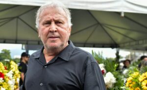 após furto de r$ 3 milhões, zico se pronuncia: "mais importante é saúde e vida"