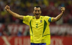 cafu pede paciência com seleção e pede padrão: “com ou sem…”