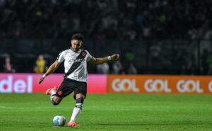 nova lesão de payet no vasco tem único culpado segundo a torcida 
