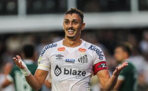 time da série a faz sondagem e pode tirar diego pituca do santos