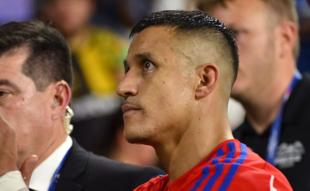 grêmio faz contato com alexis sánchez e atacante descarta jogar no brasil