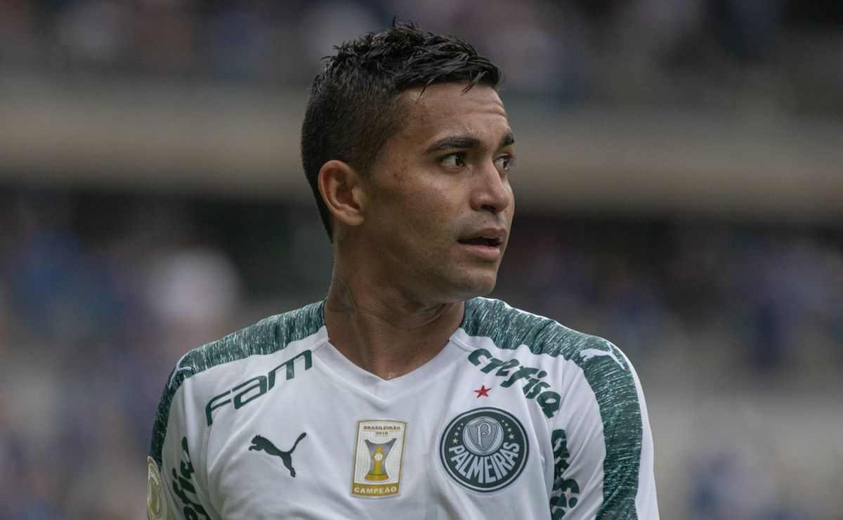 ademir da guia pede retorno de dudu ao time titular do palmeiras: "sentindo falta"