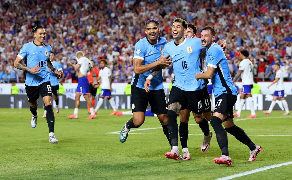 em jogo pegado, uruguai vence e avança em primeiro e elimina os estados unidos na fase de grupos da copa américa