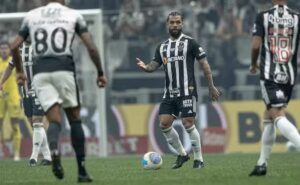 hulk marca duas vezes e atlético mg vence corinthians por 2 a 1 pelo brasileirão série a