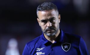 artur jorge, técnico do botafogo, se rende ao são paulo de zubeldía: “muito forte”