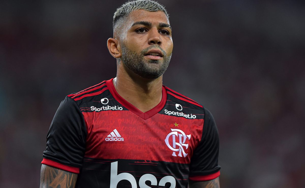 fim de ciclo: gabigol virou liderança negativa no flamengo e tite não impede saída  