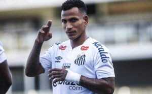 vidente crava retorno do santos na série a em 2025: "com alguma facilidade"