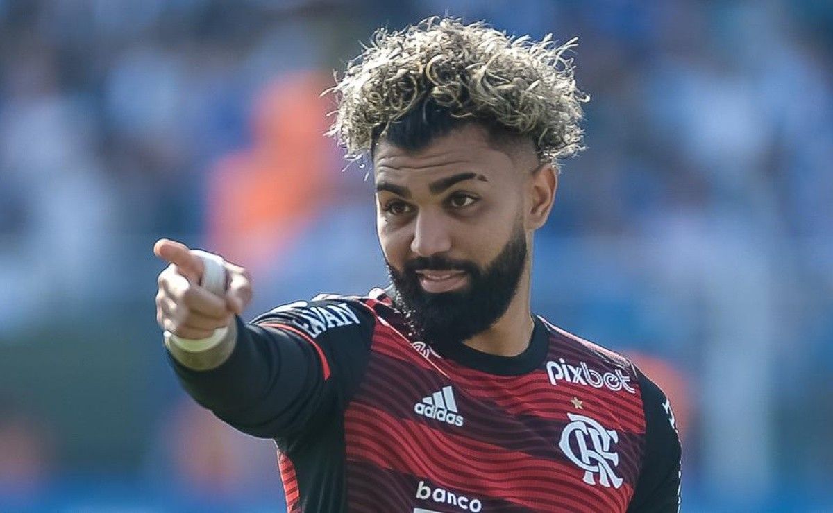 tiago leifert sai em defesa do rubro negro sobre pênalti convertido por gabigol: "É considerado polêmico porque é o flamengo