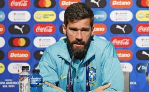copa américa! alisson ignora adversários das quartas de final e diz : “nossa cabeça está na colômbia”