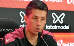 thiago carpini faz análise após sair vencedor em palmeiras x vitória: “isso foi planejado”