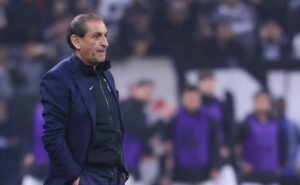 ramón díaz define alex santana e fagner no time titular do corinthians