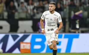 fausto vera no atlético mineiro: acordo com o corinthians atrasa devido situação de milito