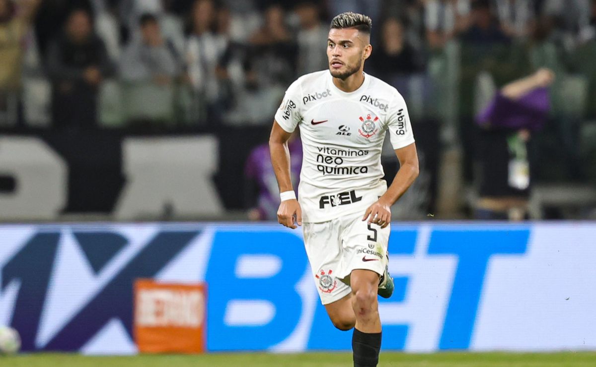 fausto vera no atlético mineiro: acordo com o corinthians atrasa devido situação de milito