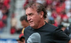 após recusa de cuca, fluminense tem odair hellmann como plano a para temporada