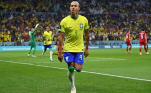 copa américa: dorival júnior toma decisão sobre volta de richarlison na seleção brasileira 