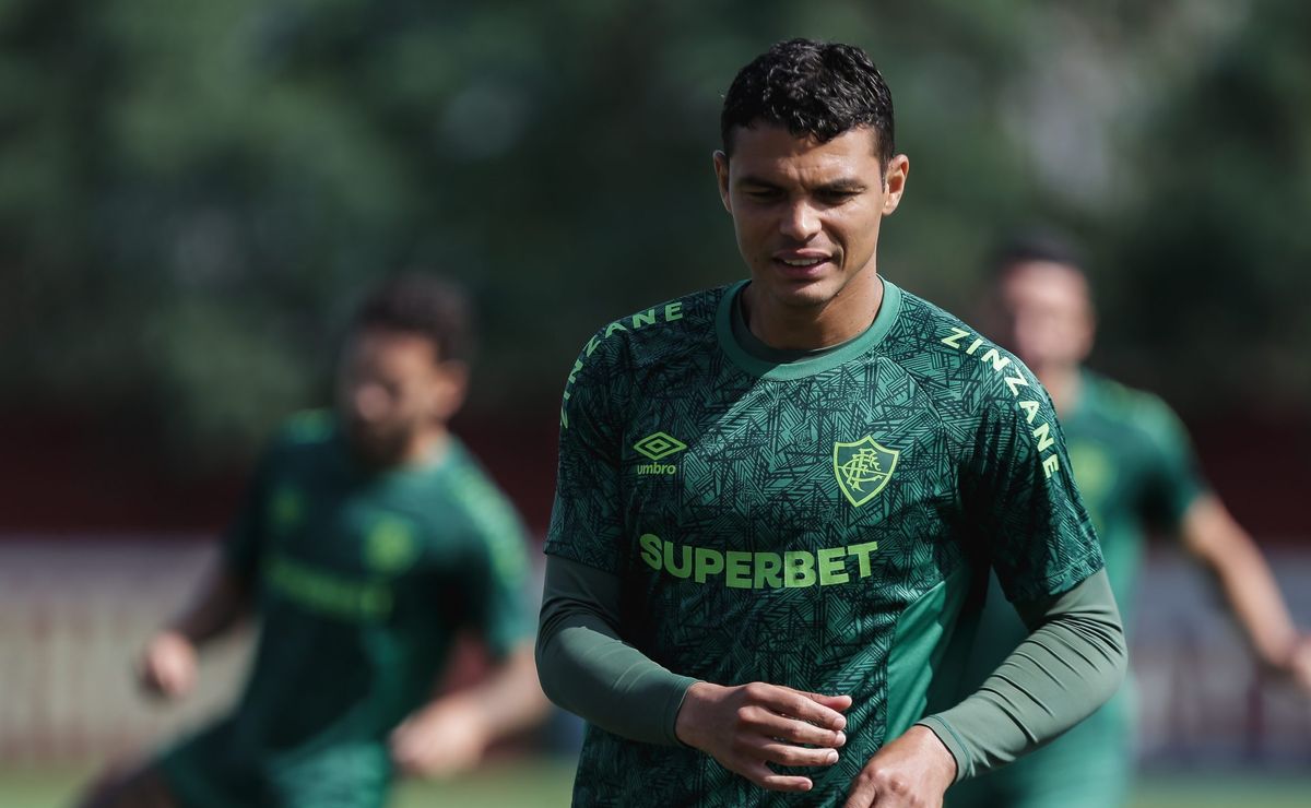 boa notícia no fluminense: veja a data da possível estreia de thiago silva