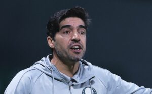 palmeiras de abel vence o atlético go e campanha supera anos anteriores