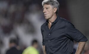 villasanti volta ao grêmio e jp galvão é descartado por renato junto com outros três jogadores