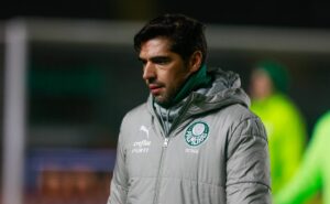 abel ferreira valoriza coração de leão do palmeiras: "lutamos pela virada"