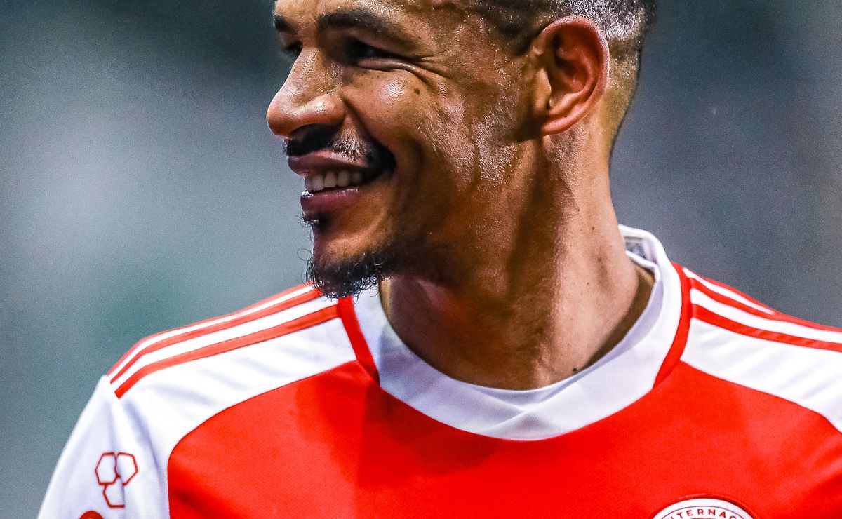 fernando tem lesão detectada no internacional e tempo de recuperação é de três semanas