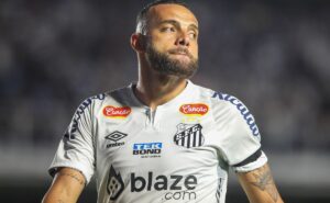 guilherme comemora liderança do santos na série b, mas pede “pés no chão”