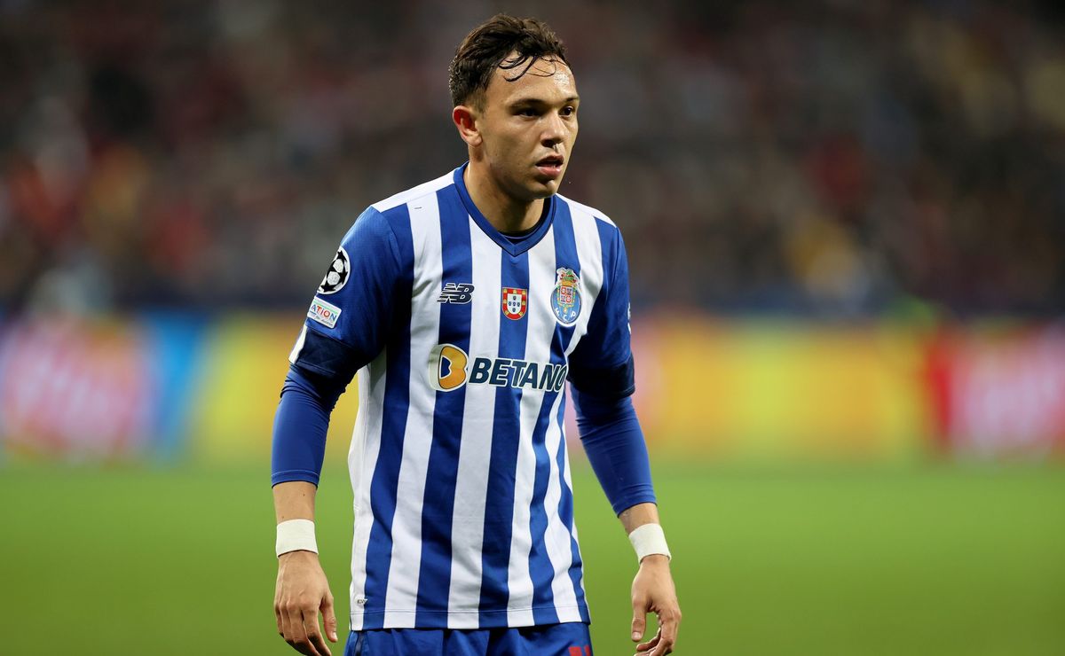 com dinheiro da venda de pepê, porto por quer contratação de gustavo nunes, do grêmio